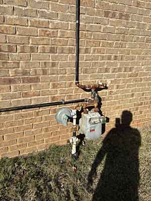 Residential Outdoor Gas Meter Installation